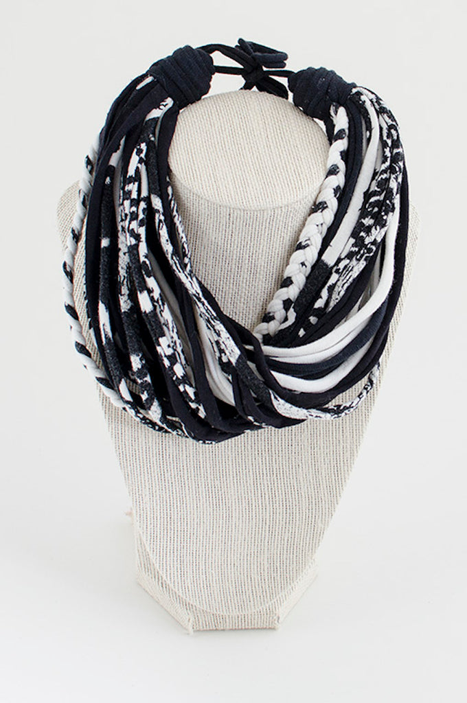 Black & white textile necklace