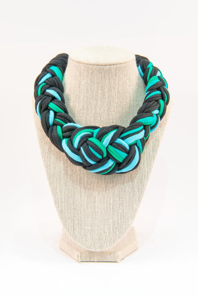 Colorful textile necklace (black & blue)