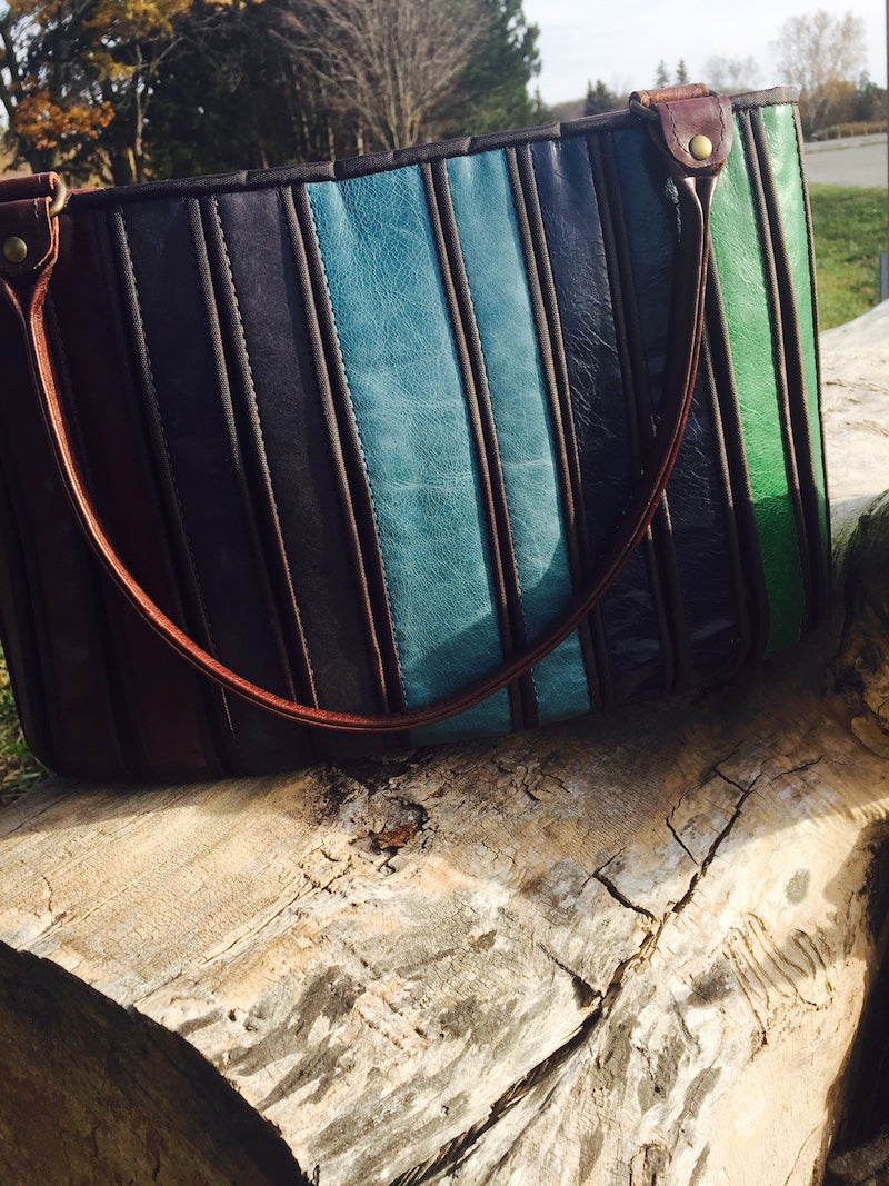 Esztány leather shoulder bag 2 sided – Monimon.ca